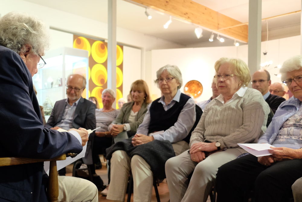 Günter Rohkämper-Hegel liest im Hiltruper Museum aus Fontanes Briefen (6.9.2019; Foto: Klare)