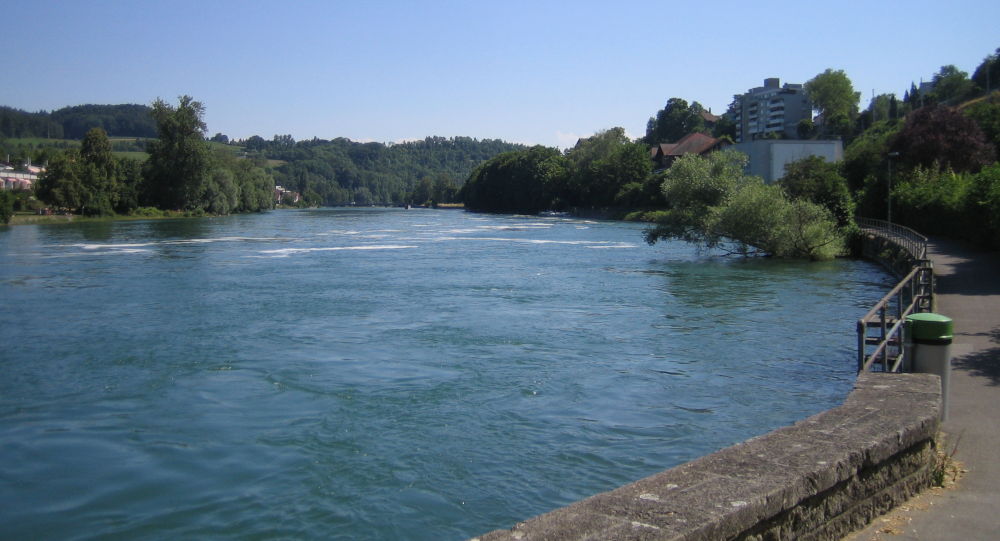 Rheinfall: Uferpromenade (4.7.2019; Foto: Klare)