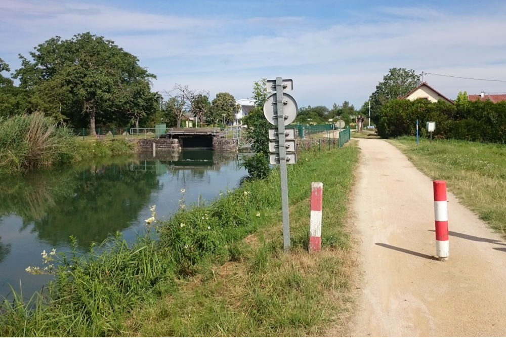 Canal de Huningue: Schleuse (7.7.2019; Foto: Klare)