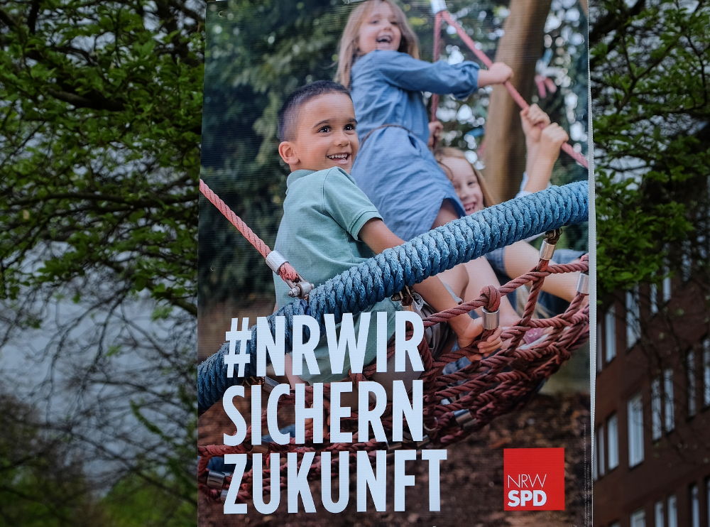 SPD-Plakat: "Zukunft" (17.4.2017; Foto: Klare)