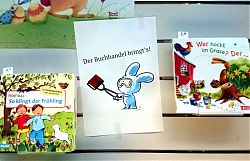 "Der Buchhandel bringt's": Hiltruper Buchhandlung (6.4.2020; Foto: Klare)