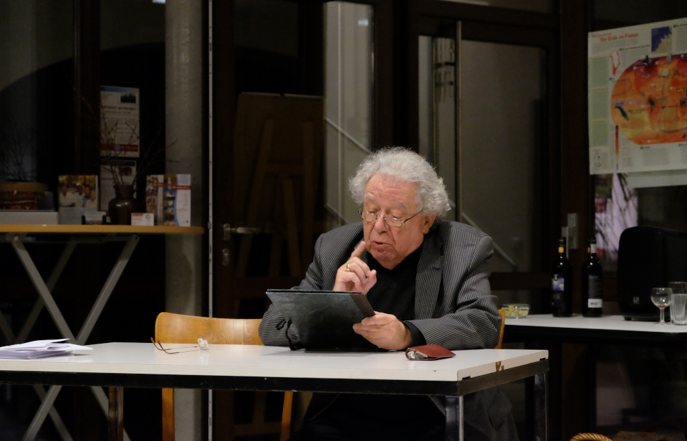 Günter Rohkämper-Hegel liest im MSC-Welthaus (15.12.2017; Foto: Henning Klare)
