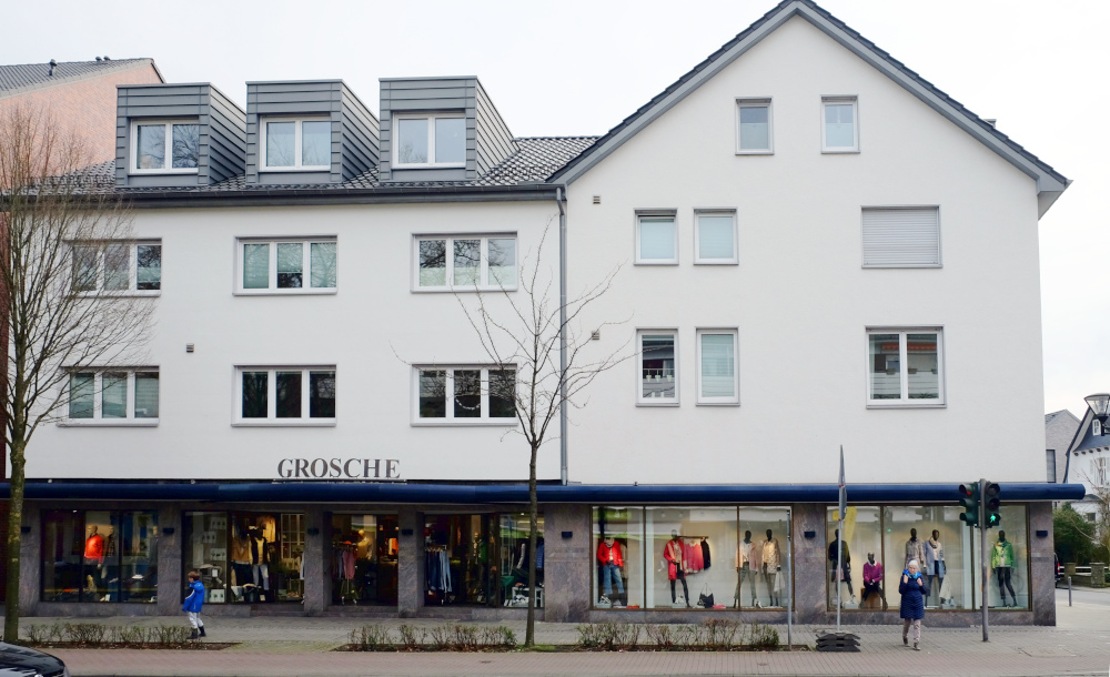 Textilhaus Grosche, Marktallee 32, im Jahr 2022 (1.3.2022; Foto: Henning Klare)