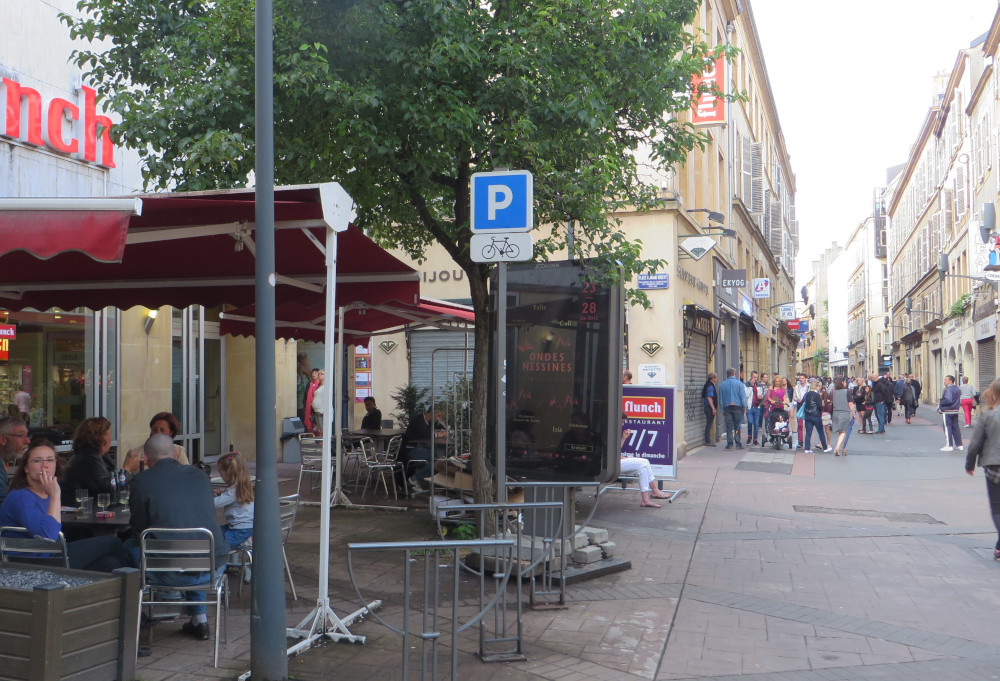 Rue des Clercs, Metz (21.6.2015; Foto: Klaus Meyerbröker)