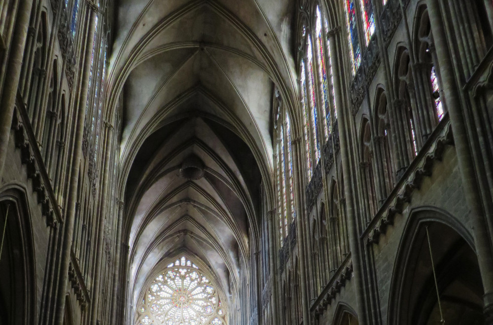 Metz, Cathédrale Saint-Étienne: Lichter weiter Raum (22.6.2015; Foto: Klaus Meyerbröker)