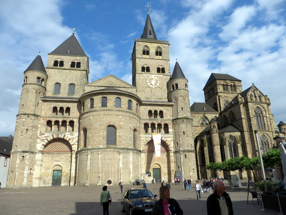 Hohe Domkirche St. Peter zu Trier (23.6.2015; Foto: Klaus Meyerbröker)