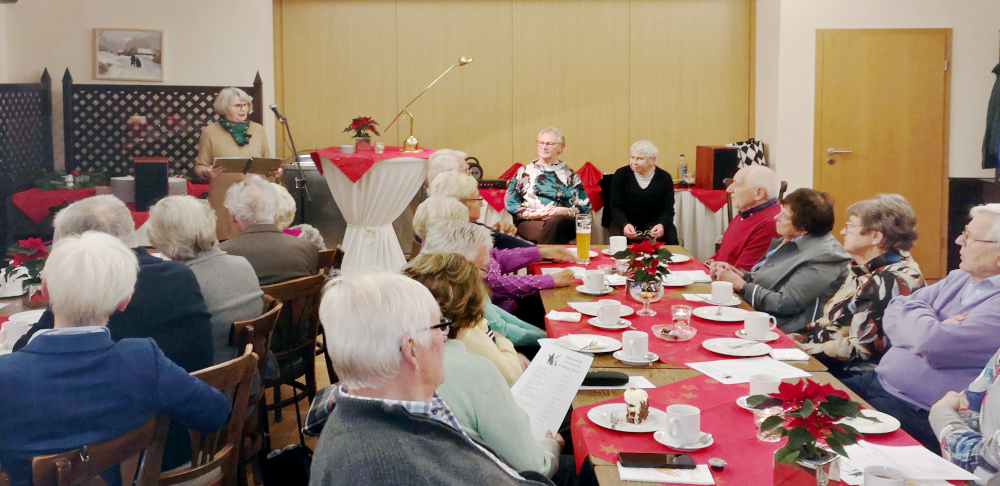 Vorlesen beim Camping-Club Münster (9.12.2023 im Friedenskrug; Foto: Heitkämper)