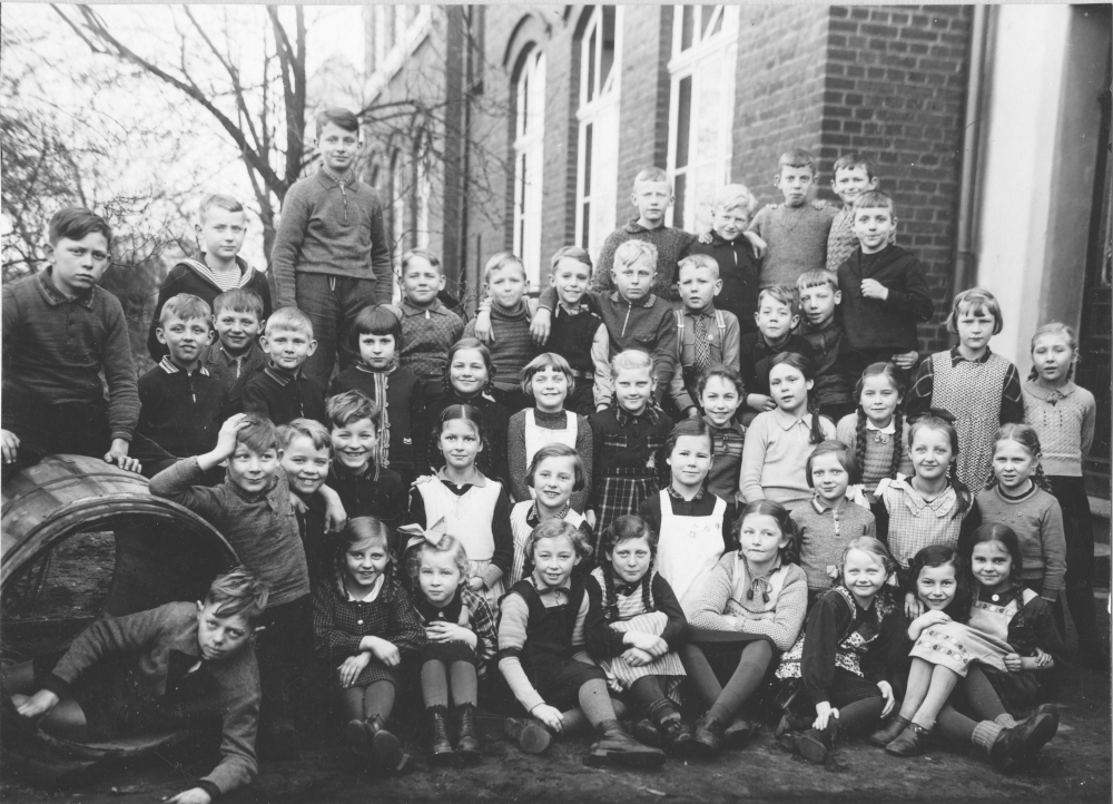 Volksschule Hiltrup: 3. und 4. Jahrgang (März 1938; Foto: Hiltruper Museum)