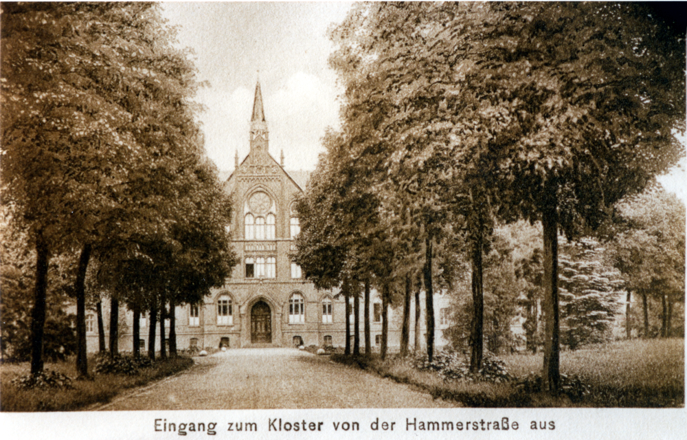 Eingang zum Kloster der „Missionare vom Heiligsten Herzen Jesu“ in Hiltrup (Foto um 1925, Hiltruper Museum)