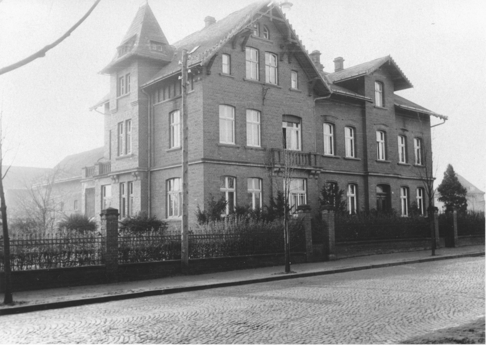 Wohnhaus Hanses-Ketteler an der Hiltruper Bahnhofstraße (um 1930; Foto: Hiltruper Museum)