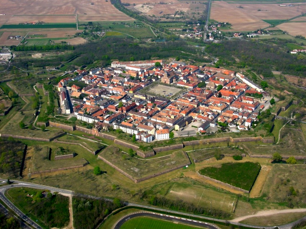 Neuf-Brisach (Foto: Norbert Blau, Lizenz: GFDL)