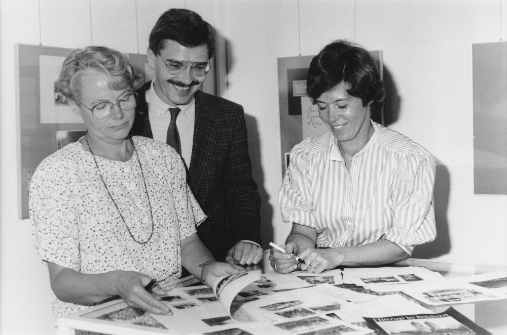 Elisabeth Egger, Herr Hufnagel (LV-Verlag), Bärbel Reisener (29.8.1987; Foto: Hiltruper Museum)