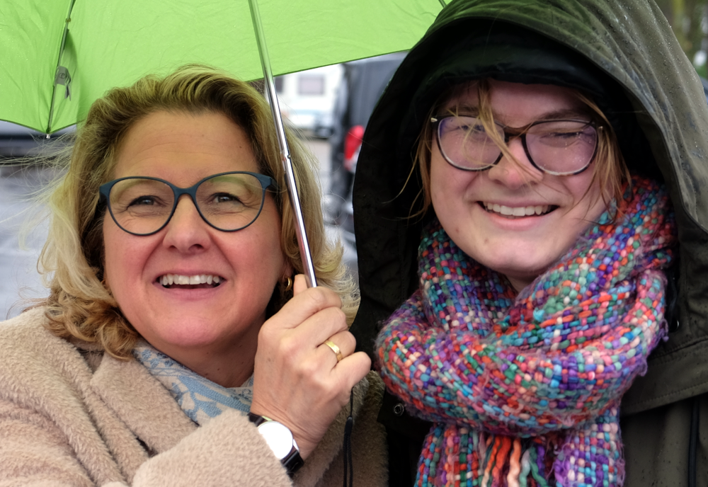 Svenja Schulze (l.) und Genossin (24.1.2025; Foto: Henning Klare)