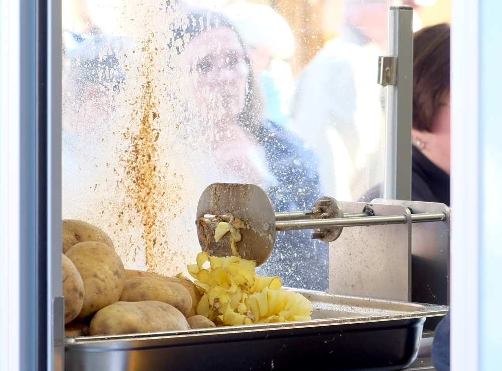 Kartoffeln! (Hiltrup, Marktallee, 17.5.2025; Foto: Henning Klare)