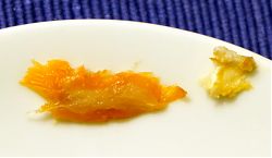 Ungenießbar: Lachs-Sehnen (9.12.2025, Foto: Henning Klare)