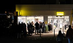 Hiltruper Weihnachtsmarktallee 2025: Vor Takko (29.11.2025, Foto: Henning Klare)