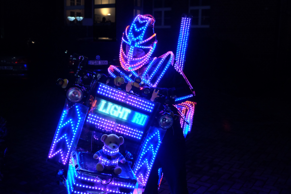 Hiltruper Weihnachtsmarktallee 2025: Rad-Ritter (29.11.2025, Foto: Henning Klare)