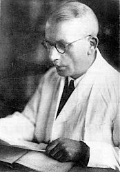 Der Hiltruper Arzt Dr. Franz Wiese (um 1940; Foto: Hiltruper Museum, Bearbeitung: Henning Klare)