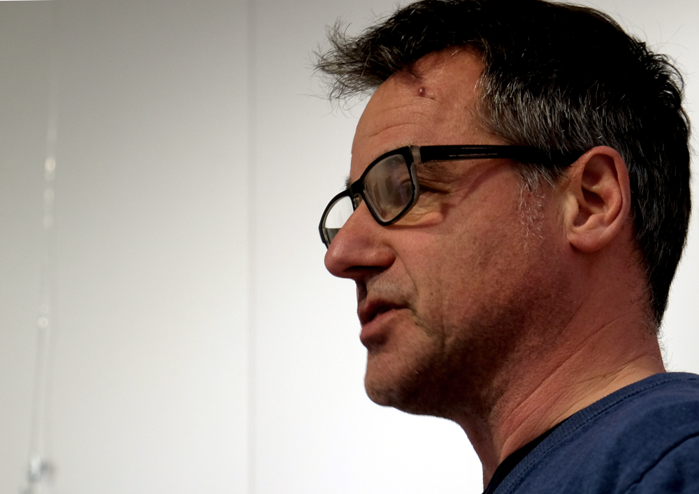 Peter Ilskensmeier liest Rock Scully (3.3.2026, Foto: Henning Klare)