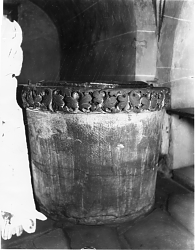 Hiltruper Taufstein aus dem 12. Jahrhundert (Foto von 1890, Hiltruper Museum)
