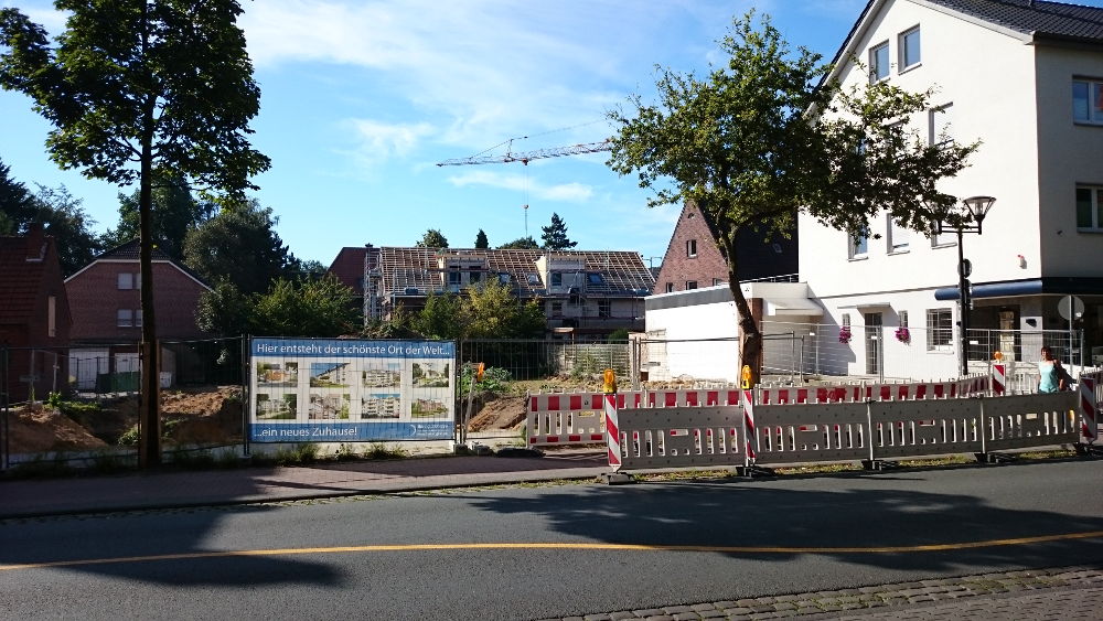 Hier stand bis 2016 das Nachbarhaus Marktallee 34 (Foto: Klare)