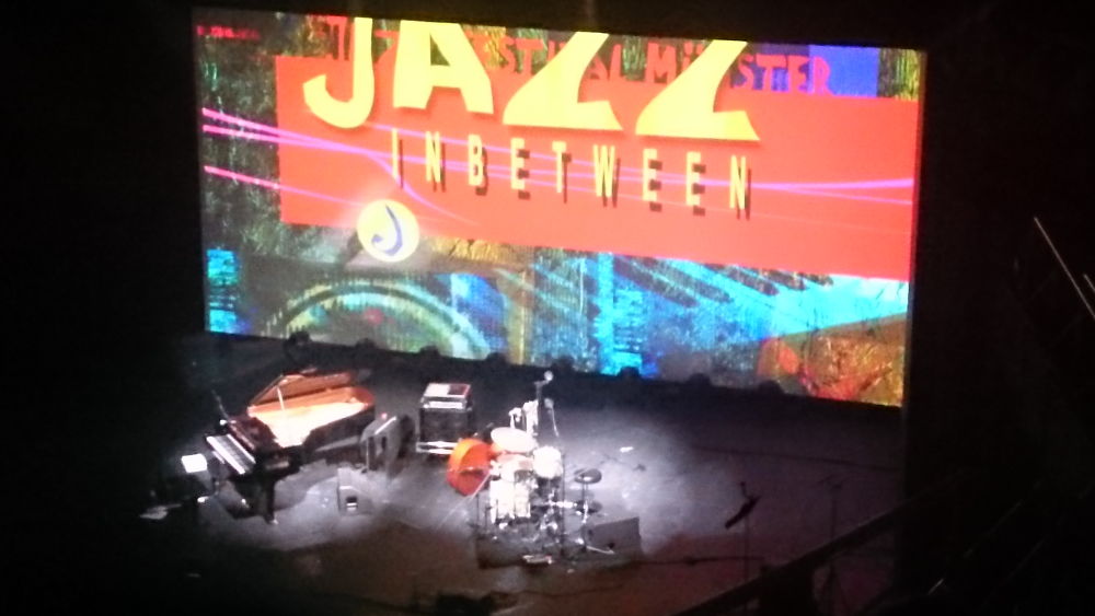 Jazz Inbetween 2018: Leere Bühne nach einem gelungenen Abend (7.1.2018; Foto: Klare)