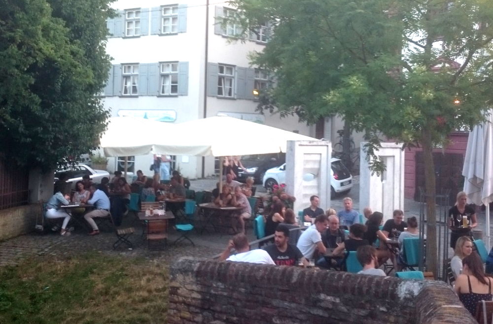 Lokal im Fischer- und Gerberviertel (18.7.2018; Foto: Klare)