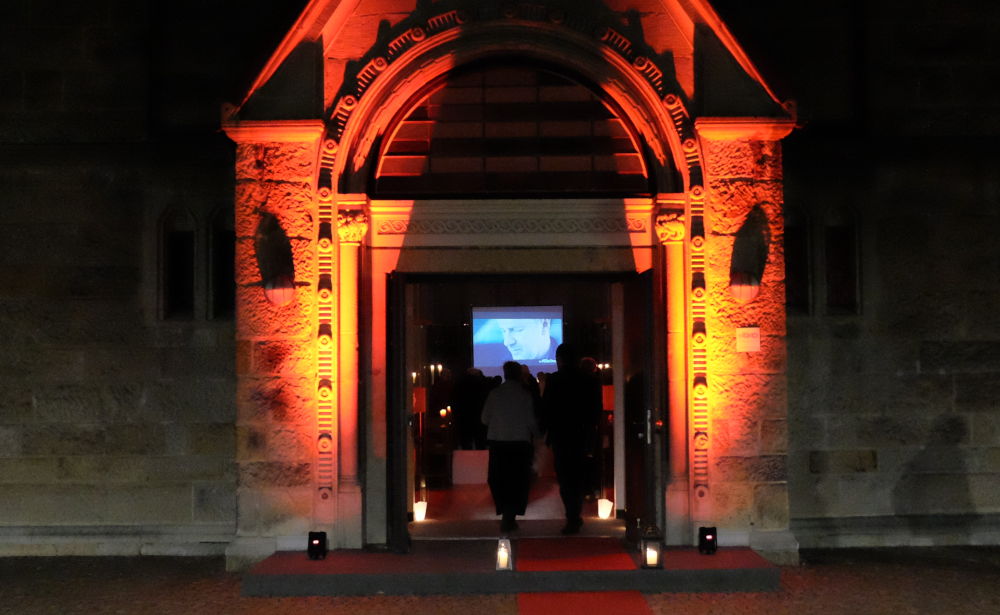 St. Clemens lockt zum Moonlight-Nachdenken (5.10.2018; Foto: Klare)