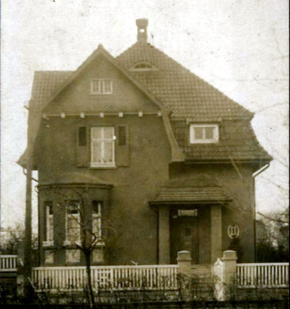 "Villa Krampe": Klosterstraße 4 auf einer Postkarte aus dem Jahr 1918 (Privatbesitz Henning Klare)