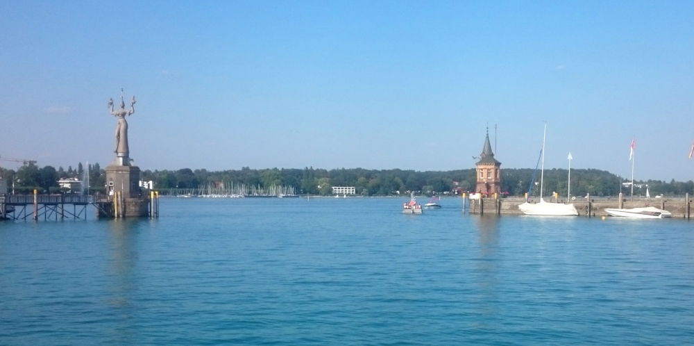 Konstanz: Hafeneinfahrt (24.7.2018; Foto: Meyerbröker)